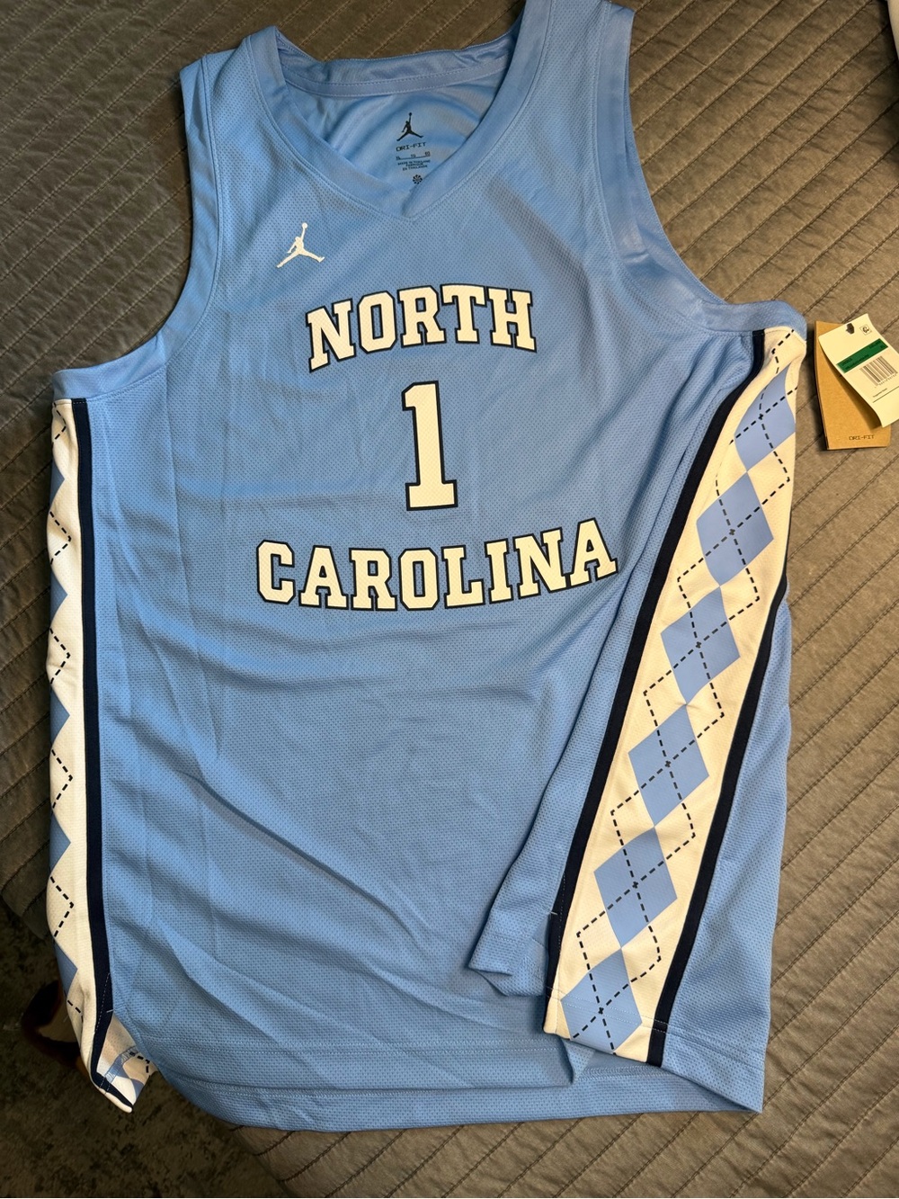 Men’s Jordan Brand North Carolina Tar Heels Replica Jersey XL